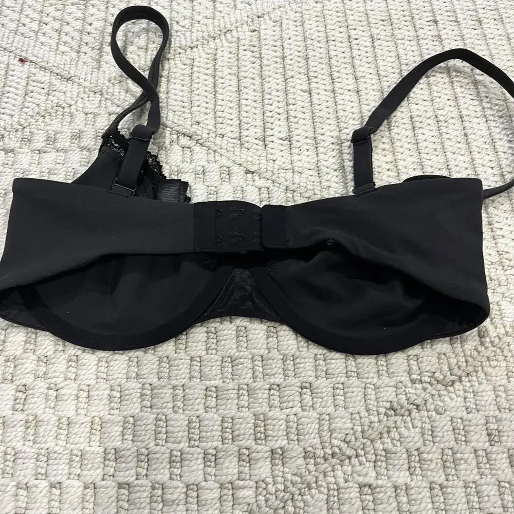 Skims Fits Everybody Lace Scoop Bra - Picture 2 of 4